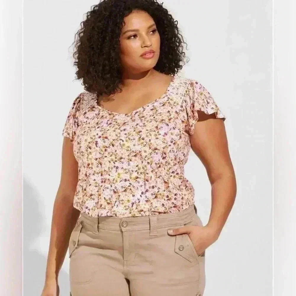 Super soft Floral Smocked Flutter Sleeve  by Torrid size 1